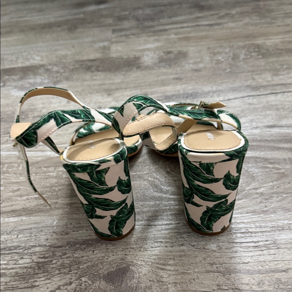 Gianni Bini Leaf Print Sandals in Green and Cream - Picture 3 of 5
